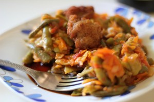 light meal with green beans and meatballs