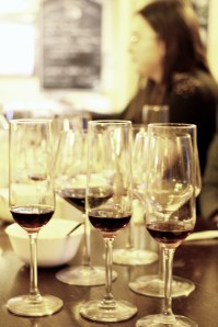 vin dulce grecesc si halva