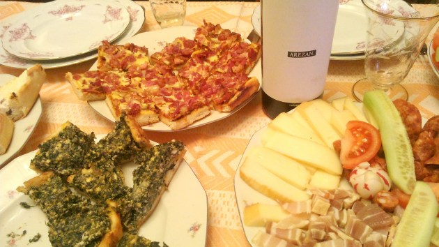 Cramposie Arezan si placinta cu spanac