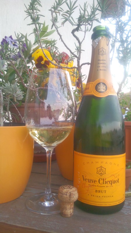 sticla de Veuve-Cliquot 