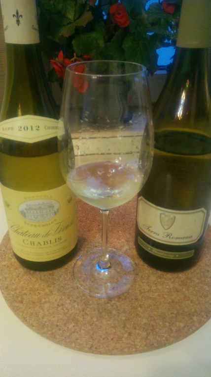 doua Chardonnay-uri