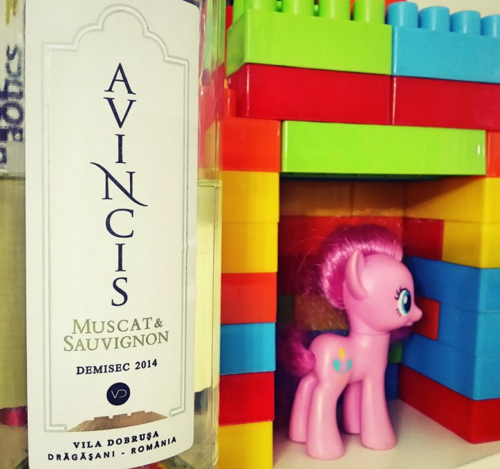 Muscat si Sauvignon Avincis demisec